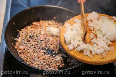 Пельмени с лисичками и беконом Пельмени с лисичками и беконом