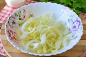Перец маринованный с луком