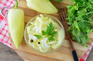 Перец маринованный с луком