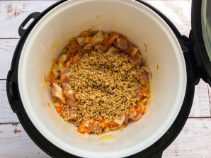 Перловка с индейкой в мультиварке Перловка с индейкой в мультиварке