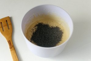 Пирог с маком на кефире