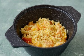 Пшенная каша с тыквой и курагой