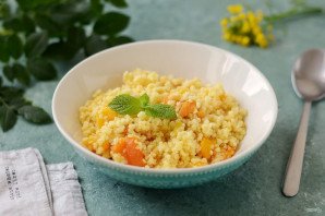 Пшенная каша с тыквой и курагой