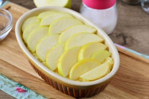 Пшенная запеканка с яблоками