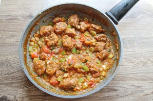 Рагу со свининой по-итальянски