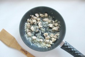 Ризотто с креветками и грибами