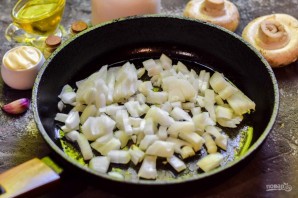 Салат "Хуторок" с курицей Салат "Хуторок" с курицей