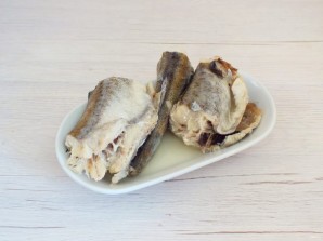 Салат из минтая в огуречном рассоле