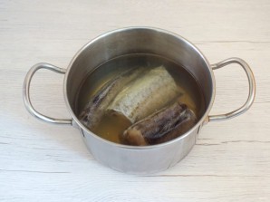 Салат из минтая в огуречном рассоле