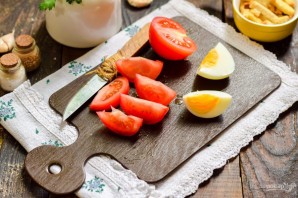 Салат с курицей и гренками Салат с курицей и гренками