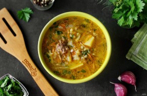 Щи из свежей капусты с гречкой