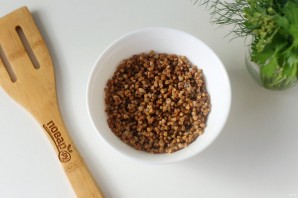 Щи из свежей капусты с гречкой