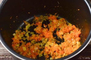 Щи с фрикадельками в мультиварке