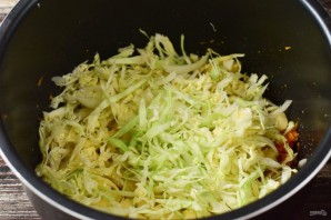 Щи с фрикадельками в мультиварке