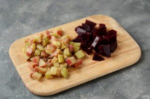 Соус из ревеня