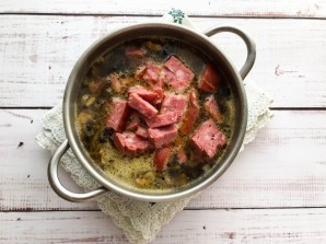 Суп с колбасой и грибами Суп с колбасой и грибами