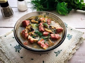 Суп с колбасой и грибами Суп с колбасой и грибами