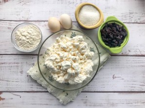 Сырники с изюмом в духовке