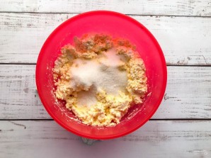 Сырники с изюмом в духовке