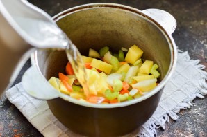 Сырный суп с сельдереем Сырный суп с сельдереем