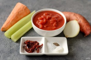 Томатный суп-пюре с сельдереем