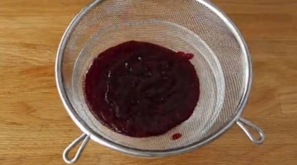 Торт без выпечки из печенья, рецепт в домашних условиях Торт без выпечки из печенья, рецепт в домашних условиях