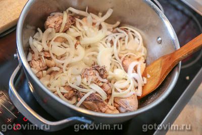 Тушеная курица с картошкой и баклажанами Тушеная курица с картошкой и баклажанами