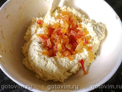 Творожные кексы в формочках с цукатами из папайей