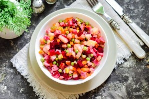 Винегрет с колбасой