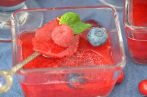 Желе из кизила Желе из кизила