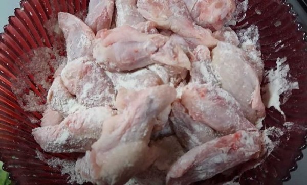  Куриные крылышки с корочкой в духовке — 5 рецептов с фотографиями