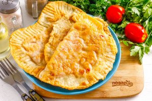 Чебуреки с помидорами