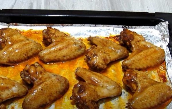  Куриные крылышки с корочкой в духовке — 5 рецептов с фотографиями
