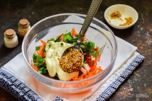 Грузинский салат с курицей Грузинский салат с курицей