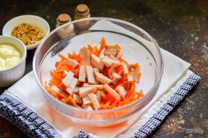 Грузинский салат с курицей Грузинский салат с курицей