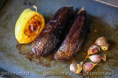 Икра из печеных баклажанов с перцем и яйцом