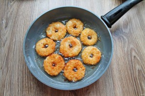 Яблоки в панировке