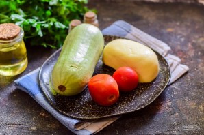 Кабачки с сулугуни в духовке Кабачки с сулугуни в духовке