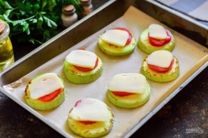 Кабачки с сулугуни в духовке Кабачки с сулугуни в духовке