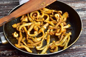 Кальмар в горчичном соусе Кальмар в горчичном соусе