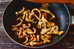 Кальмар в горчичном соусе Кальмар в горчичном соусе