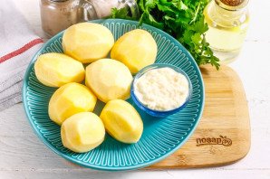 Картофель со сметаной и зеленью