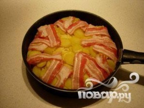 Картофель в беконе