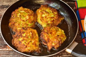 Ленивые беляши из кабачков с мясным фаршем Ленивые беляши из кабачков с мясным фаршем