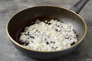 Луковый хлеб в духовке без дрожжей