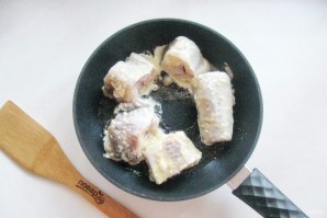 Минтай по-гречески