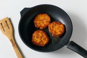 Морковные оладьи с творогом