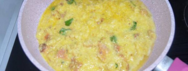 Омлет на сковороде с молоком и сыром — 5 простых рецептов с фото Омлет на сковороде с молоком и сыром — 5 простых рецептов с фото