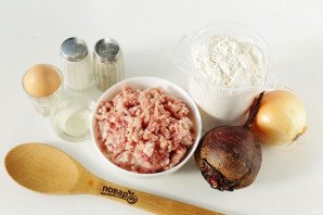 Пельмени со свеклой