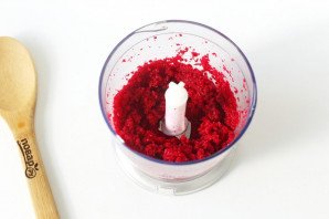 Пельмени со свеклой